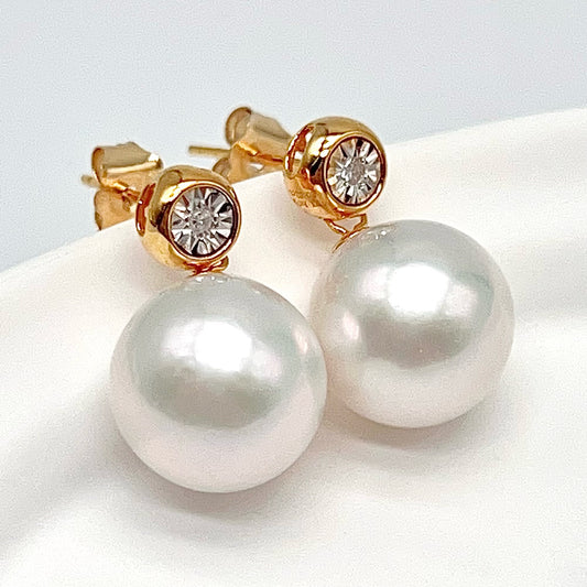 Classic. Edison Pearl Earring Stud With Diamond . Bubble Pop