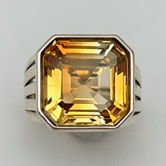 Retro Wind. Ring of Citrine in Silver 925. Octagon