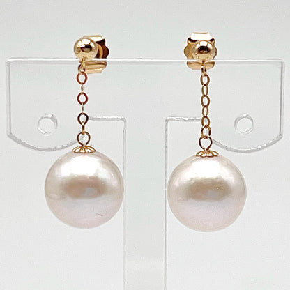 Swing Swing . Edison Pearl Earring Stud in 18K with Chain. White . Top Quality