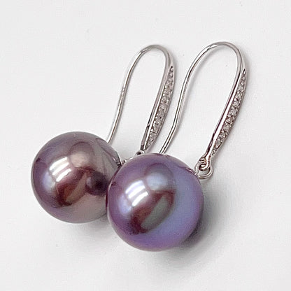 Classic. Metallic Purple Edison Pearl Earring Dangle in Platinum . PT900