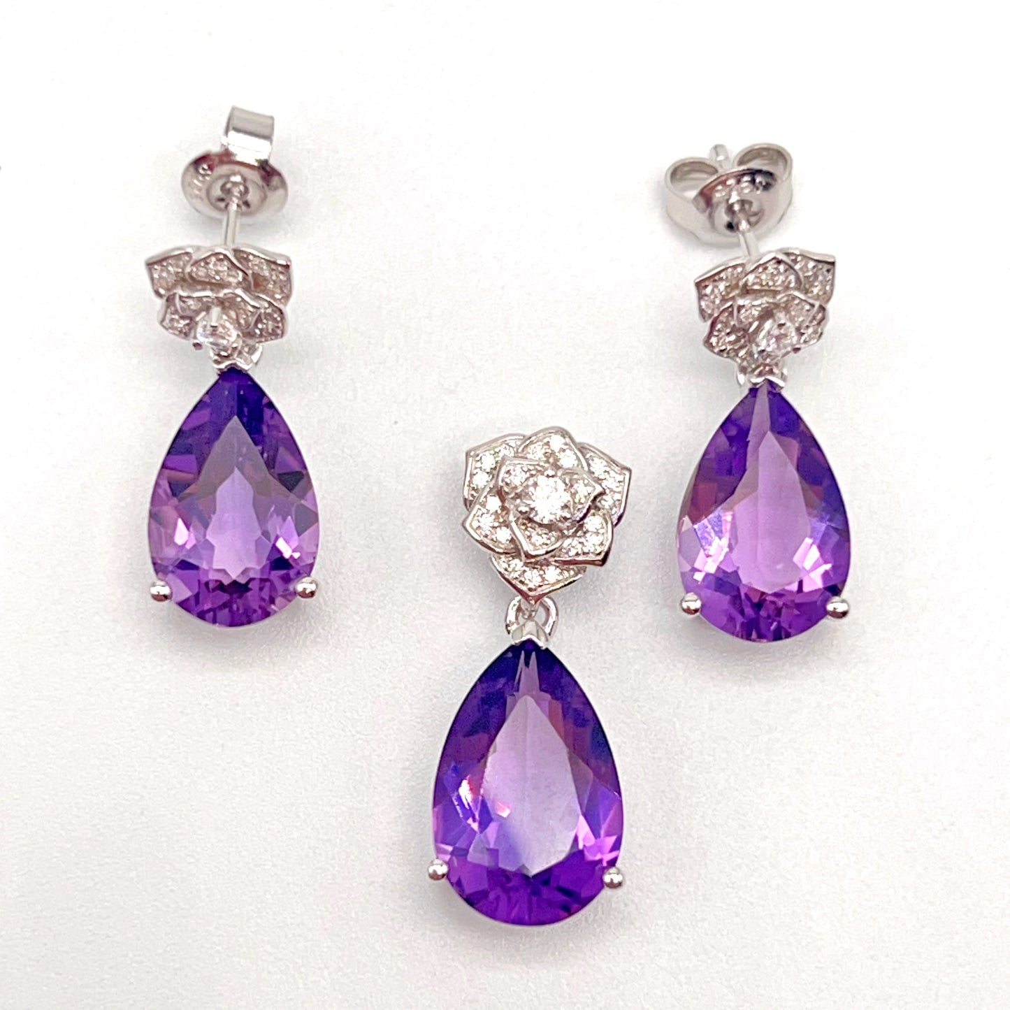 Contemporary Cocktail. Set of Amethyst in Silver 925. Camellia