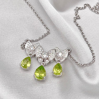 Contemporary Cocktail. Necklace of Peridot in Silver925