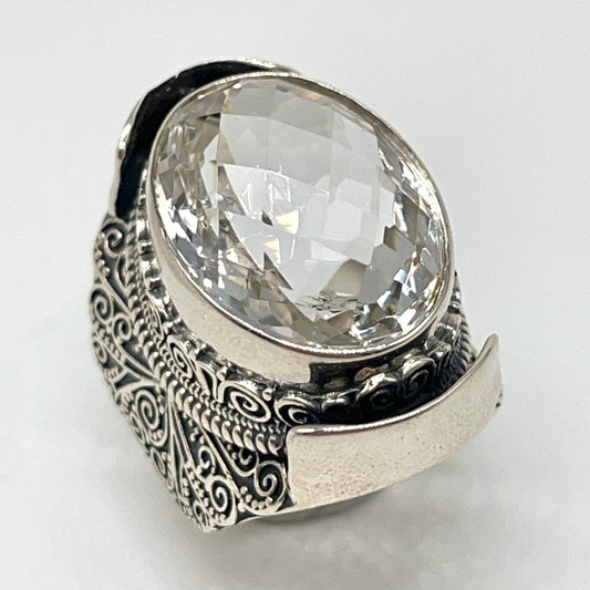 Retro Wind . Quartz Ring in Silver 925. Oval