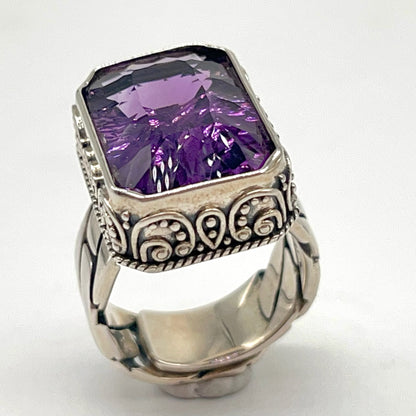 Retro Wind . Ring of Amethyst in Silver 925. Rectangle . Decorative Texture