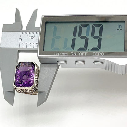 Retro Wind . Ring of Amethyst in Silver 925. Rectangle . Decorative Texture