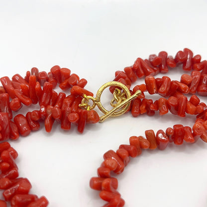 Italian Artisan Collection . Coral & Pearl 3 Layer Necklace in Silver 925 . Olive & Pillar