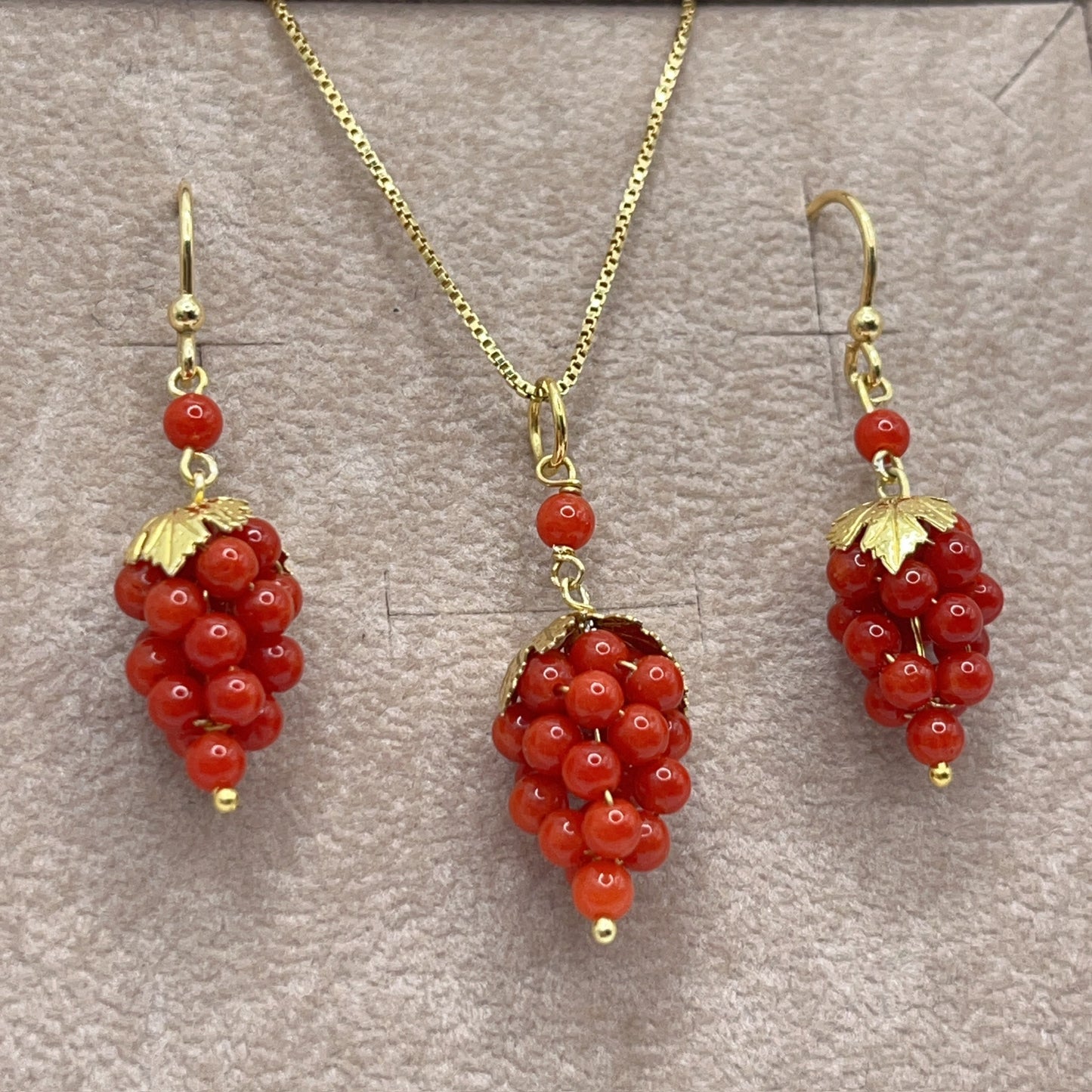 Italian Artisan Collection. Coral Earring & Necklace in Silver 925. Sardine Red Coral