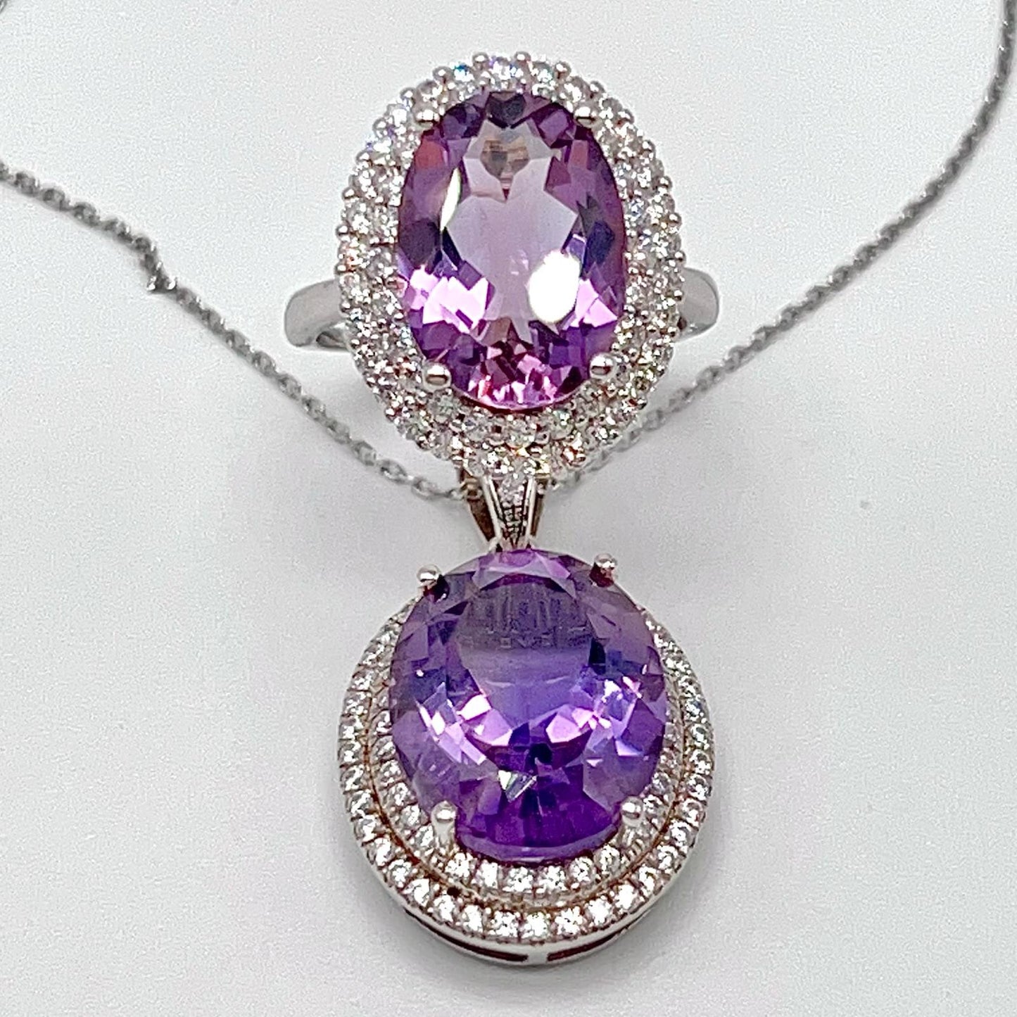 Contemporary Cocktail . Amethyst Necklace & Ring in Silver 925. Oval