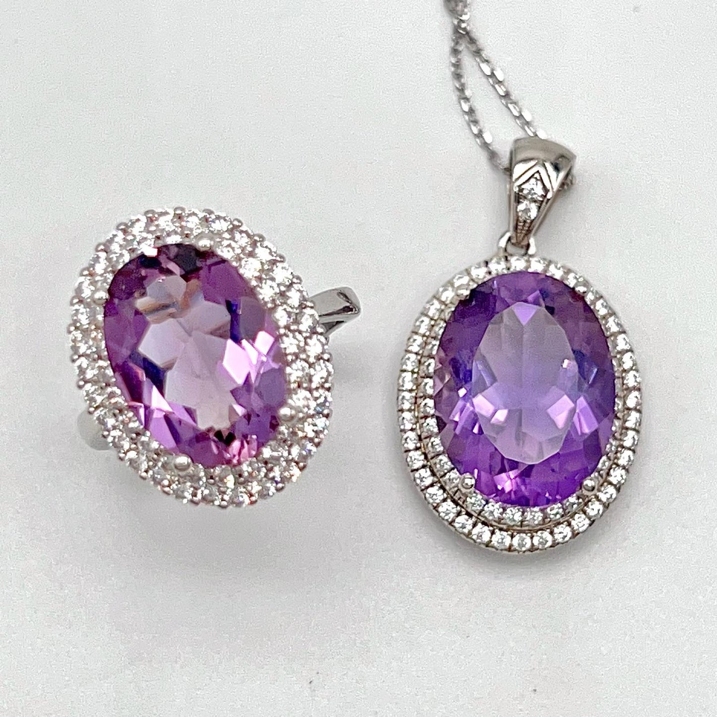 Contemporary Cocktail . Amethyst Necklace & Ring in Silver 925. Oval
