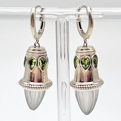 Retro Wind . Earring of Quartz in Bullet Shape with Peridot in Silver 925