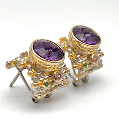 Retro Wind. Earring of Amethyst in Silver. Round. Multi-color Zircon
