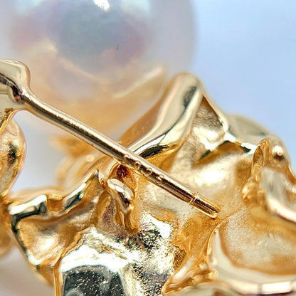 Retro Wind . Earring of Edison Pearl in Silver 925. Twisted Surface