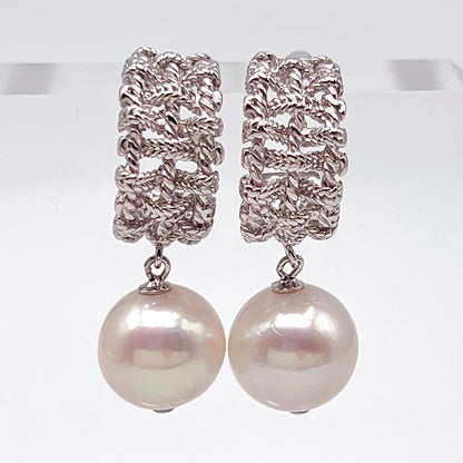 Retro Wind. Edison Pearl Earring in Silver 925. White . Weaving Dangle