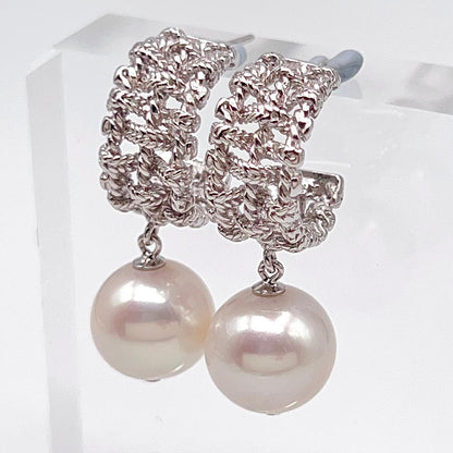 Retro Wind. Edison Pearl Earring in Silver 925. White . Weaving Dangle