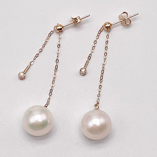 Swinging Earring Stud of Pearl and Diamond Length Adjustable
