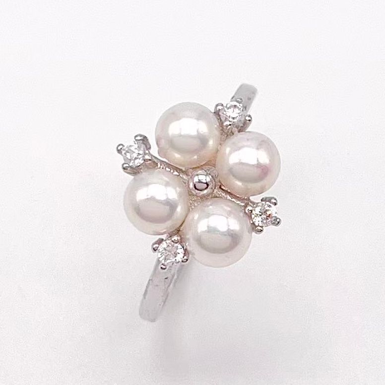 Antique Impression. Pearl Earring & Ring Set in Silver 925
