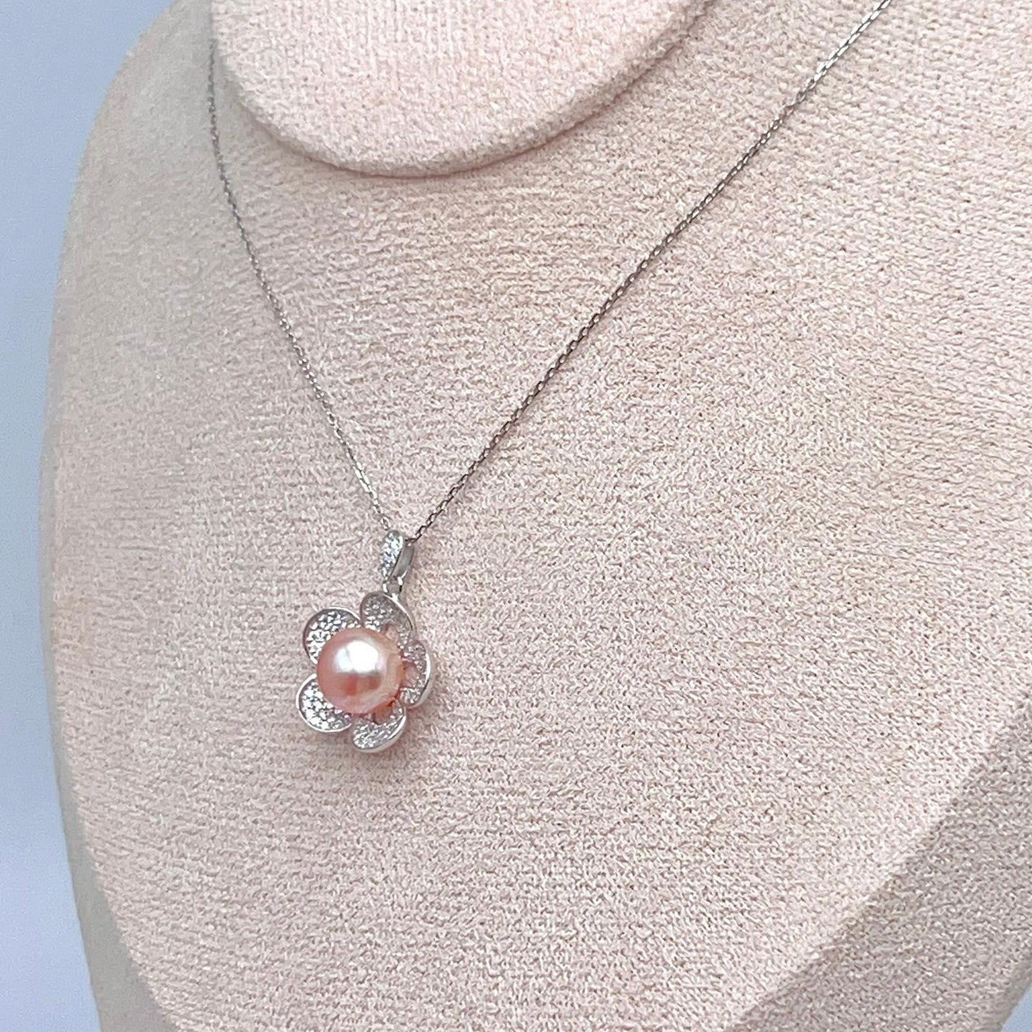 Modern Collection. Earring and Necklace of Pearl set in Silver 925. Azalea Set | Orange