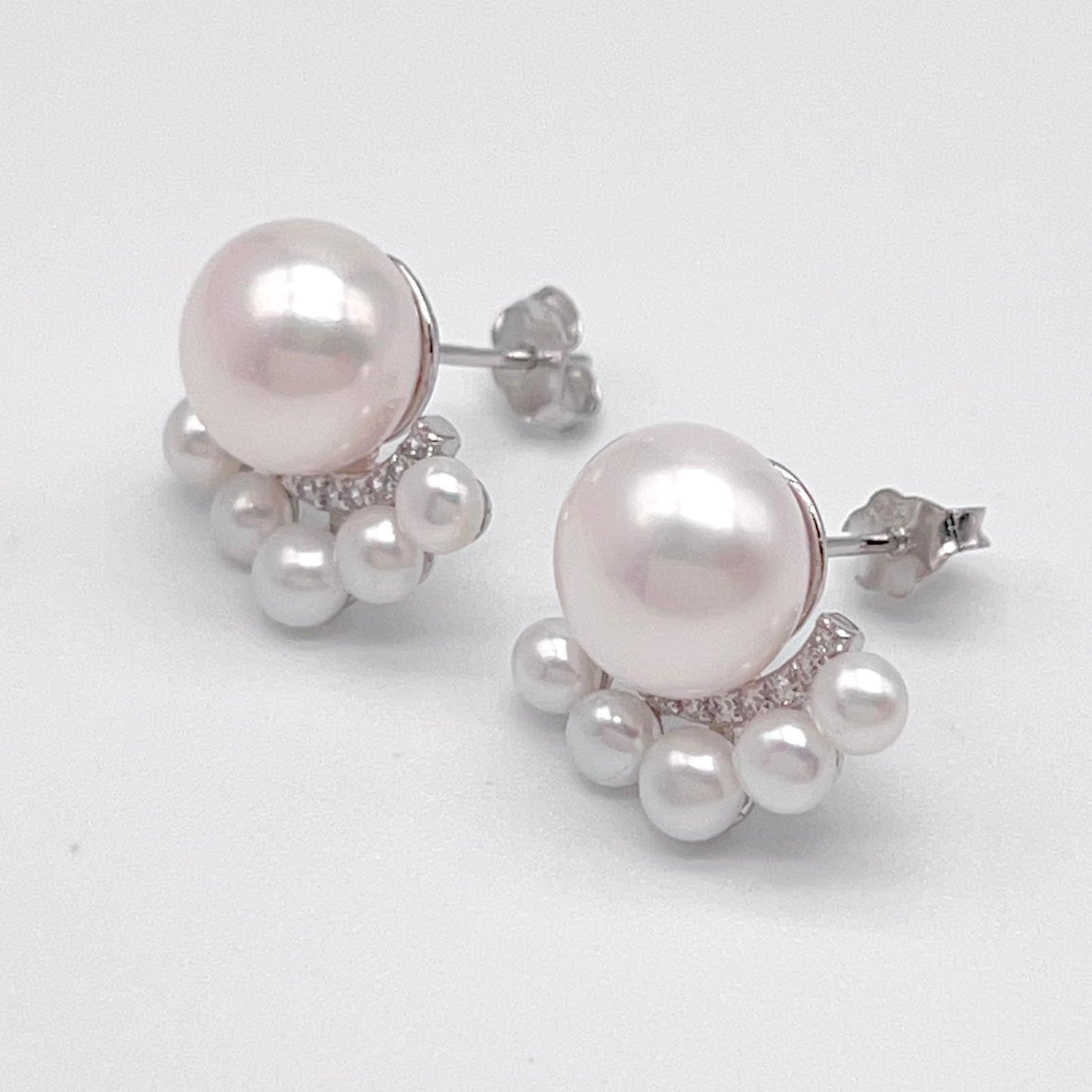 Antique Impression . Multi-pearl Ring & Earring Set in Silver 925 . Button & Lash