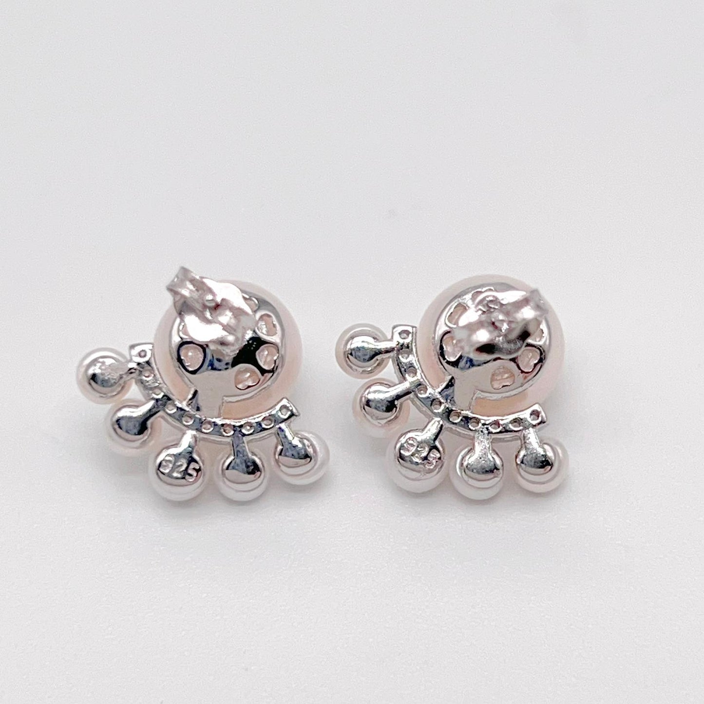 Antique Impression . Multi-pearl Ring & Earring Set in Silver 925 . Button & Lash