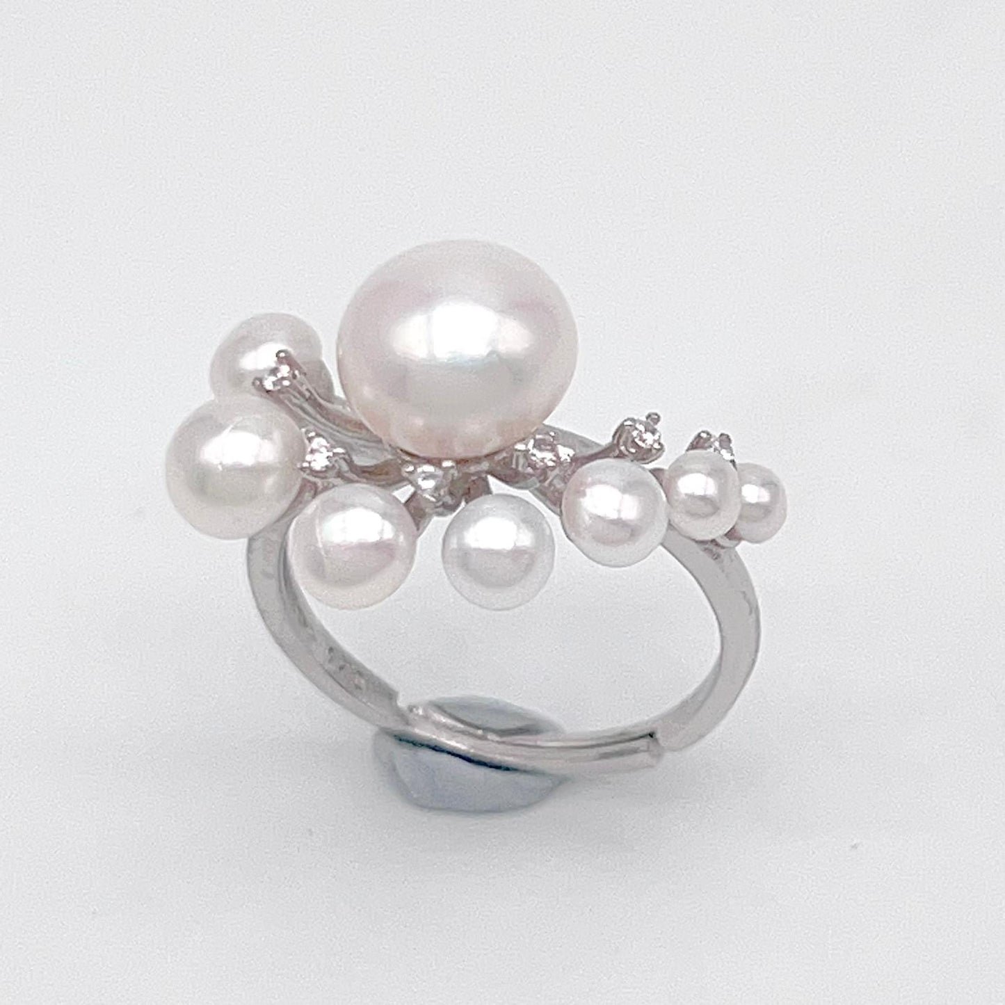 Antique Impression . Multi-pearl Ring & Earring Set in Silver 925 . Button & Lash