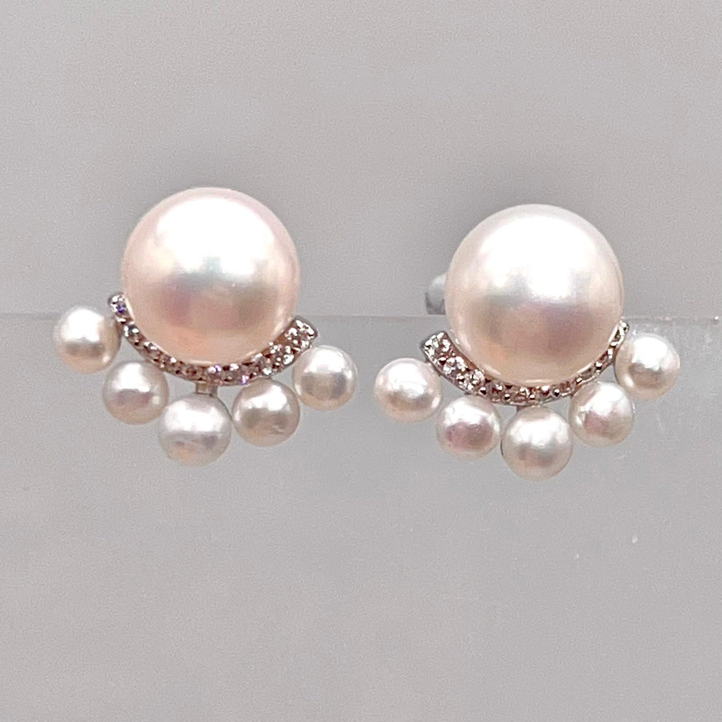 Antique Impression . Multi-pearl Ring & Earring Set in Silver 925 . Button & Lash