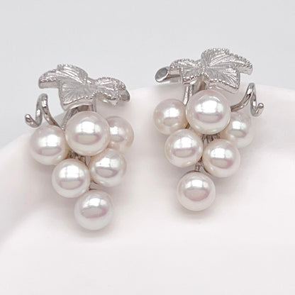 Antique Impression. Multi-pearl Earring in Silver 925. Pearl Grape