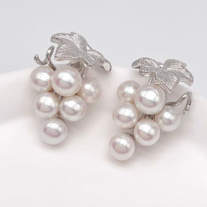 Antique Impression. Multi-pearl Earring in Silver 925. Pearl Grape