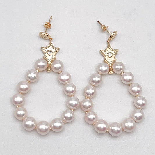Antique Impression. Multi-pearl Earring in Silver 925. Swing Wreath