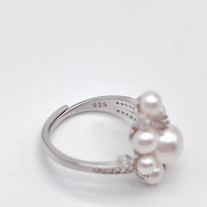 Antique Impression. Multi-pearl Ring and Earring Set in Silver 925. Ribbon & Snowball