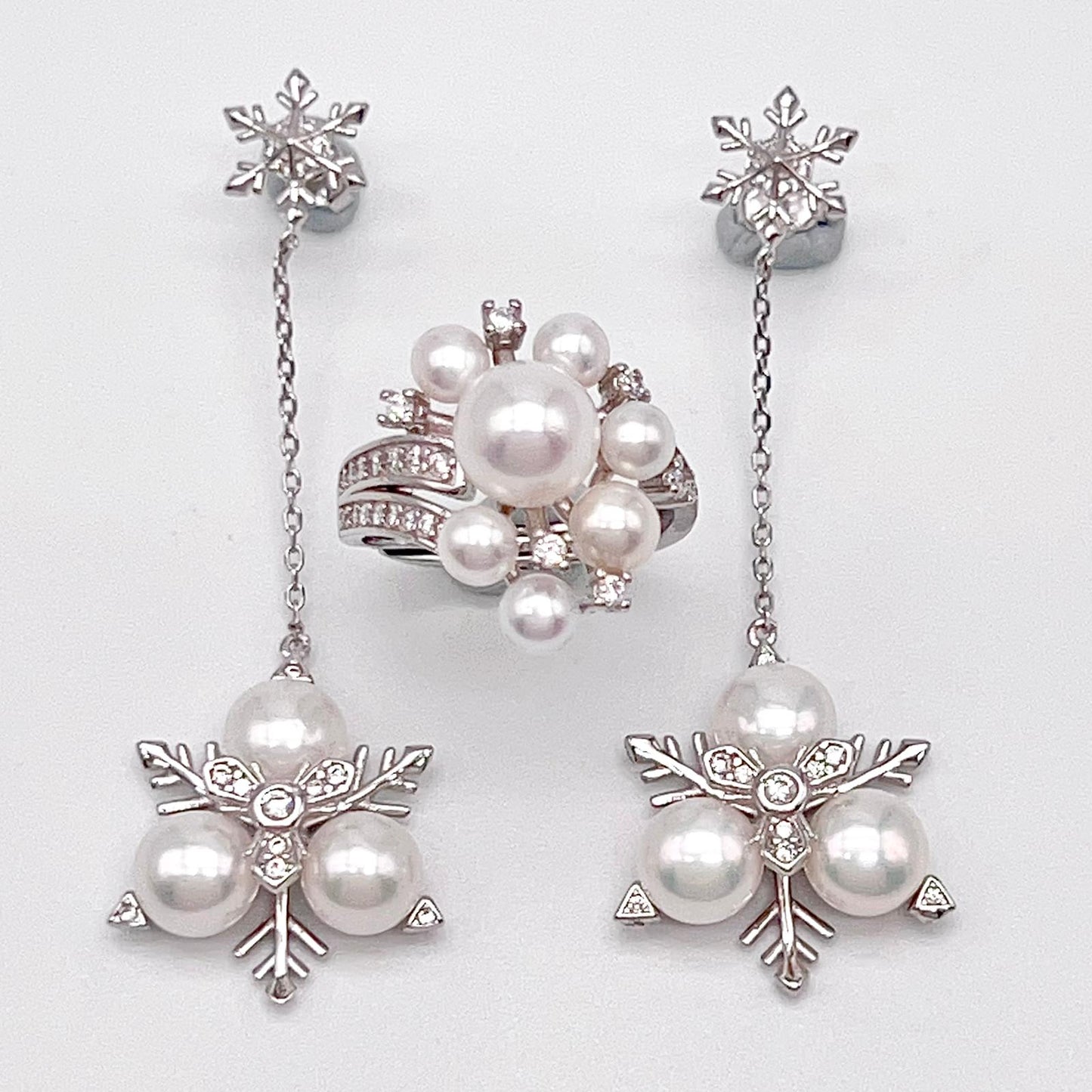 Contemporary Cocktail. Earring and Ring of Pearl Set in Silver 925. Triangular Snowflake