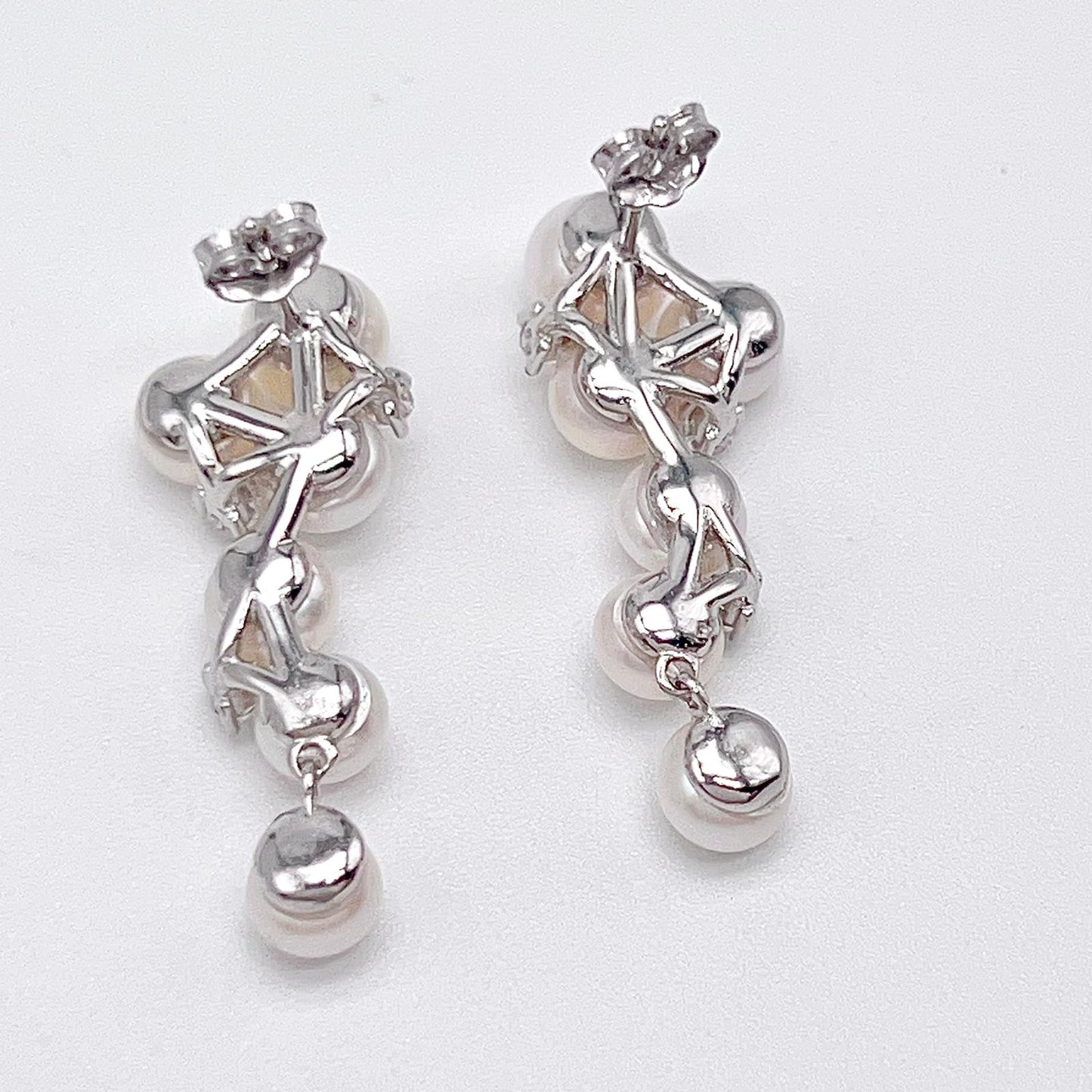 Antique Impression. Multi-pearl Ring & Earrings set in Silver 925. Star Cluster