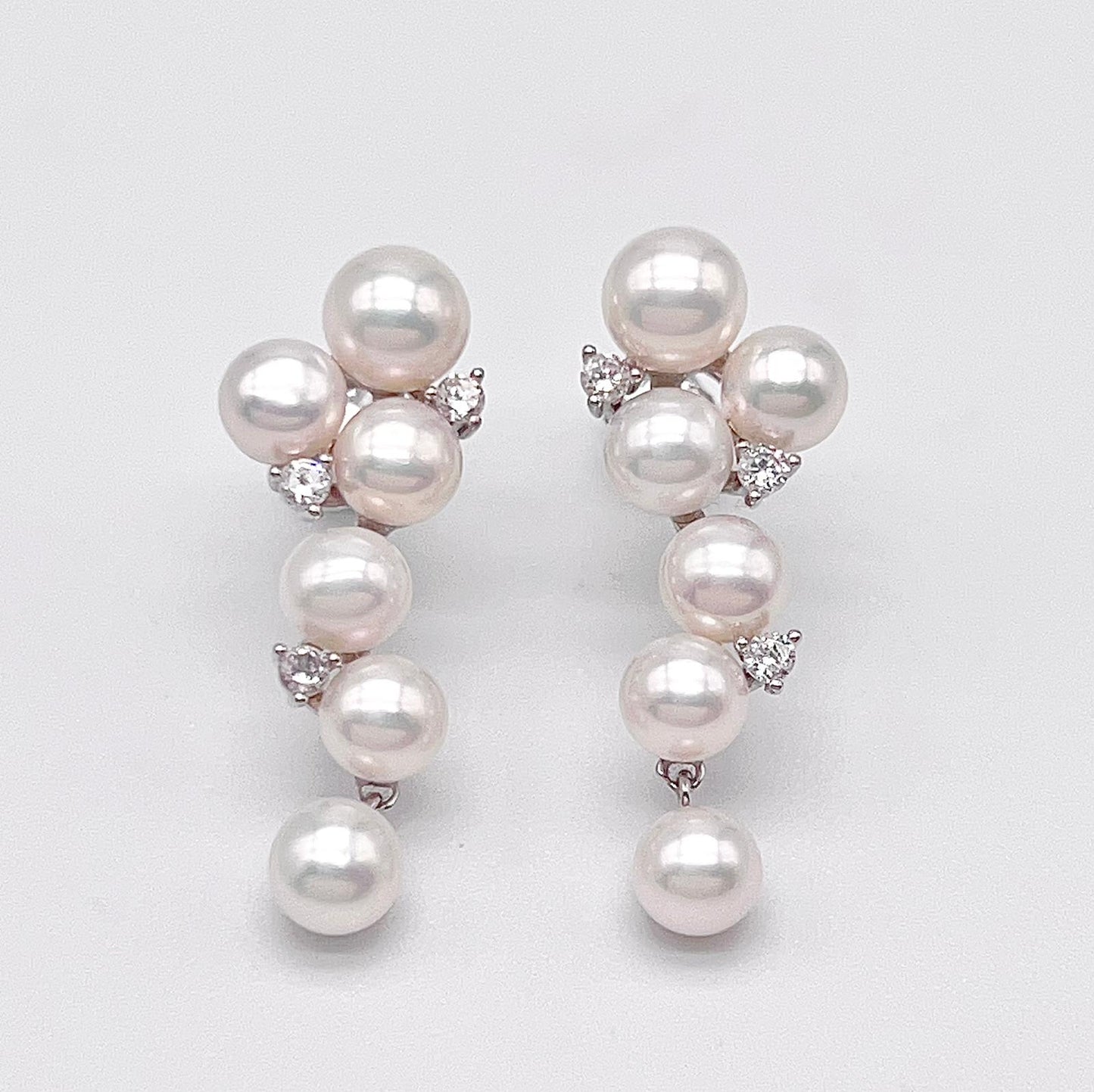 Antique Impression. Multi-pearl Ring & Earrings set in Silver 925. Star Cluster