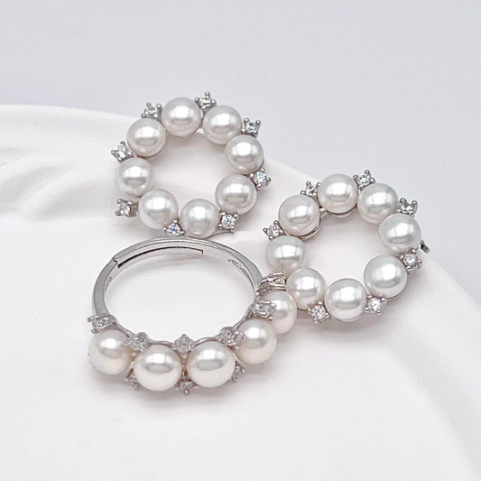 Antique Impression. Multi-pearl Ring and Earrings Set in Silver 925. Wreath