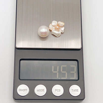 Contemporary Cocktail. Top Quality Pearl Earring and Necklace Set in Silver 925.  White Azalea