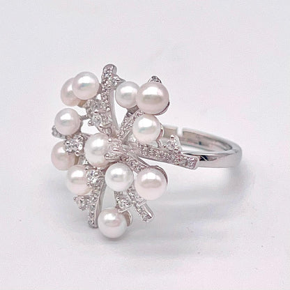Retro Wind. Freshwater Pearl ring in silver 925. Fireworks