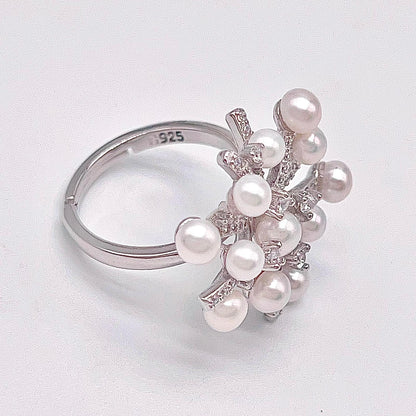 Retro Wind. Freshwater Pearl ring in silver 925. Fireworks