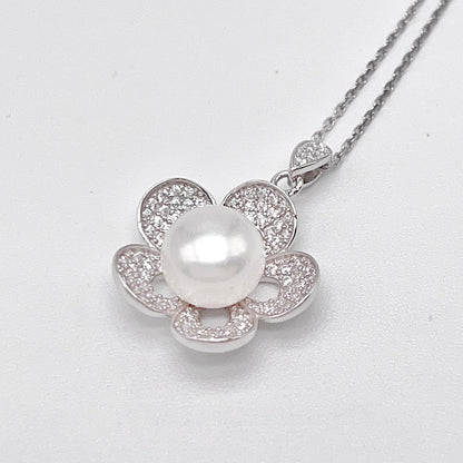 Modern Collection. Earring and Necklace of Pearl set in Silver 925. Azalea Set | White