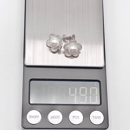 Modern Collection. Earring and Necklace of Pearl set in Silver 925. Azalea Set | White