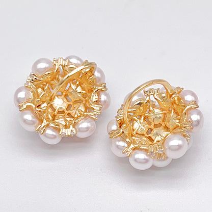 Retro Wind. Freshwater Pearl Earring in silver 925. pearl Basket