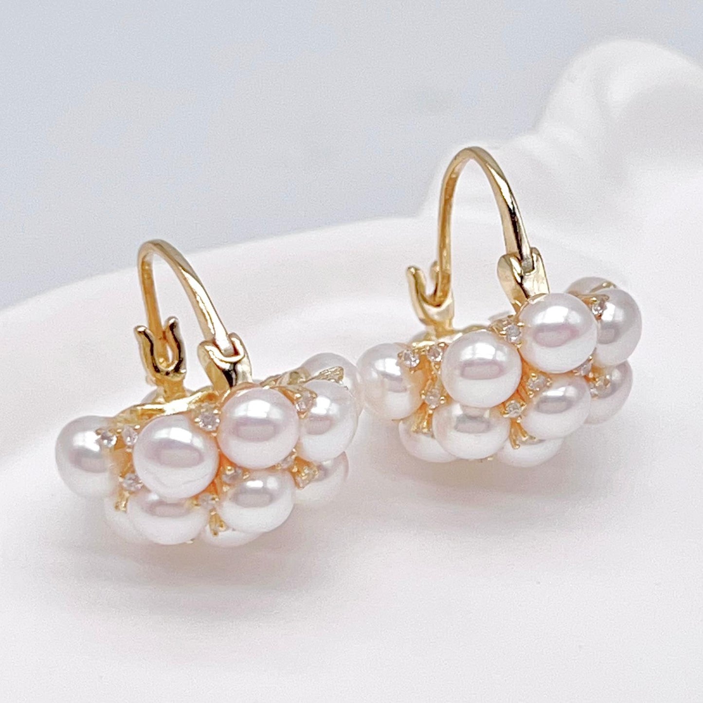 Retro Wind. Freshwater Pearl Earring in silver 925. pearl Basket
