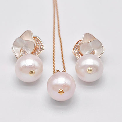 Retro Wind. Freshwater Pearl Earring and pendant Set in silver 925. Silver Flower