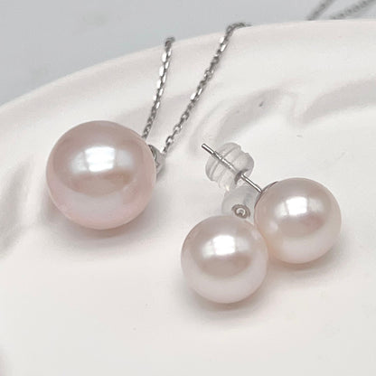 Classic. Top Quality Edison Pearl Earring and Pendant Set in PT900. White