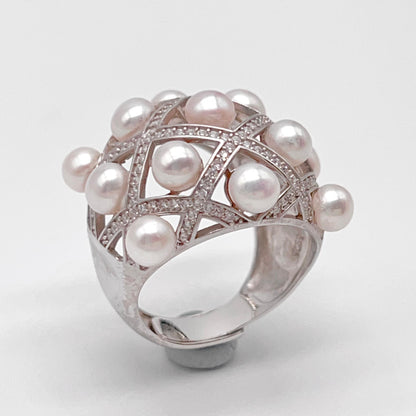 Retro Wind. Freshwater Pearl ring in silver 925