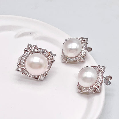 Retro Wind. Pearl Earring and Ring set in Silver 925. 4 Iris Frame
