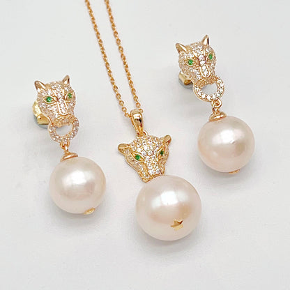 Retro Wind. Pearl Earring and Necklace in Silver 925. Leopard