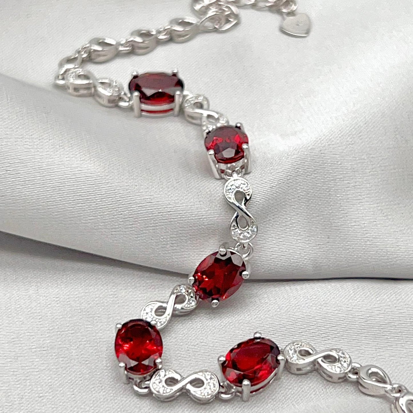Oval Garnet Infinity Link Bracelet Silver 925