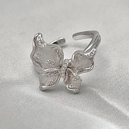 Sparkling Pavé Butterfly Stud and Ring Set in Silver 925