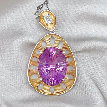 Contemporary Cocktail. Necklace in Amethyst in Oval Shape in Silver 925