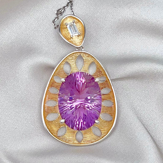 Contemporary Cocktail. Necklace in Amethyst in Oval Shape in Silver 925