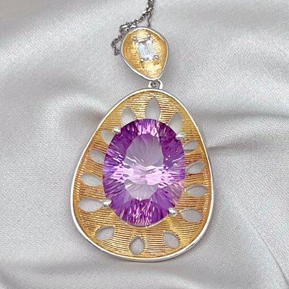 Contemporary Cocktail. Necklace in Amethyst in Oval Shape in Silver 925